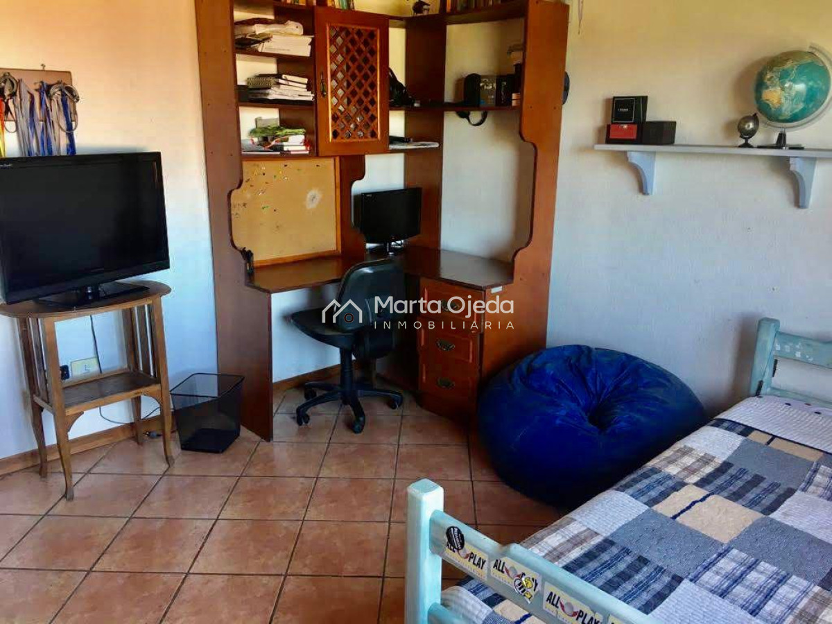 Casa ID.40280 - Hermosa casa a la venta de 5 dormitorios