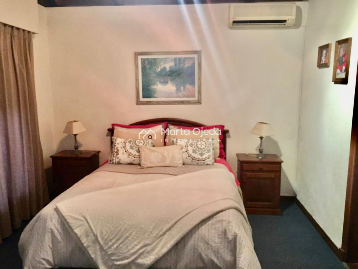 Casa ID.40280 - Hermosa casa a la venta de 5 dormitorios