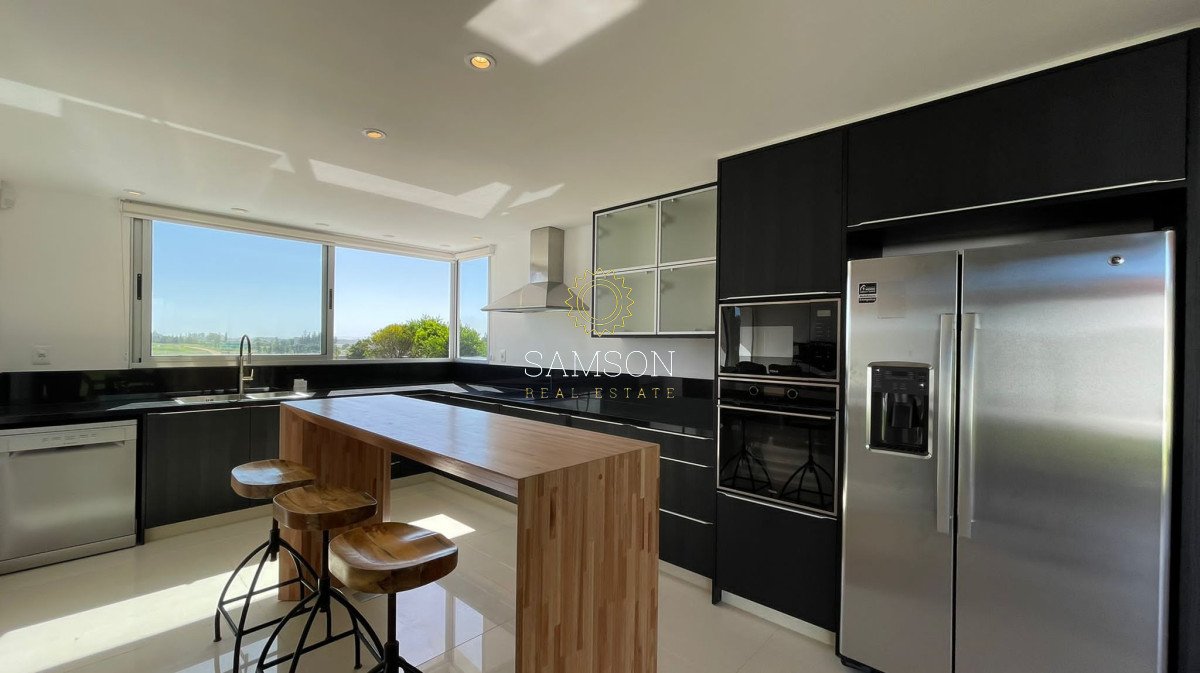Casa ID.65507 - VENTA DE ESPECTACULAR CASA DE 4 DORMITORIOS EN PUEBLO MIO