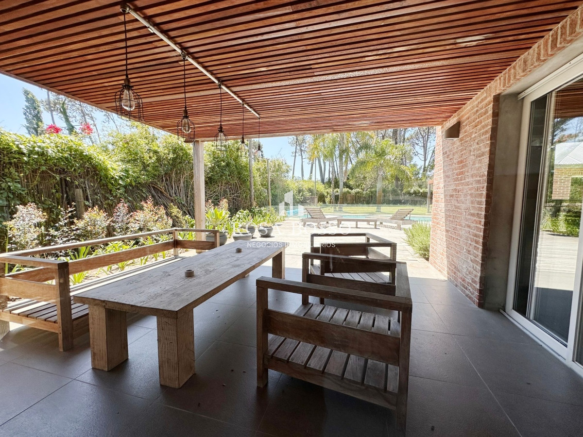 Apartamento ID.9142 - Casa en venta en zona Lugano Punta del Este 