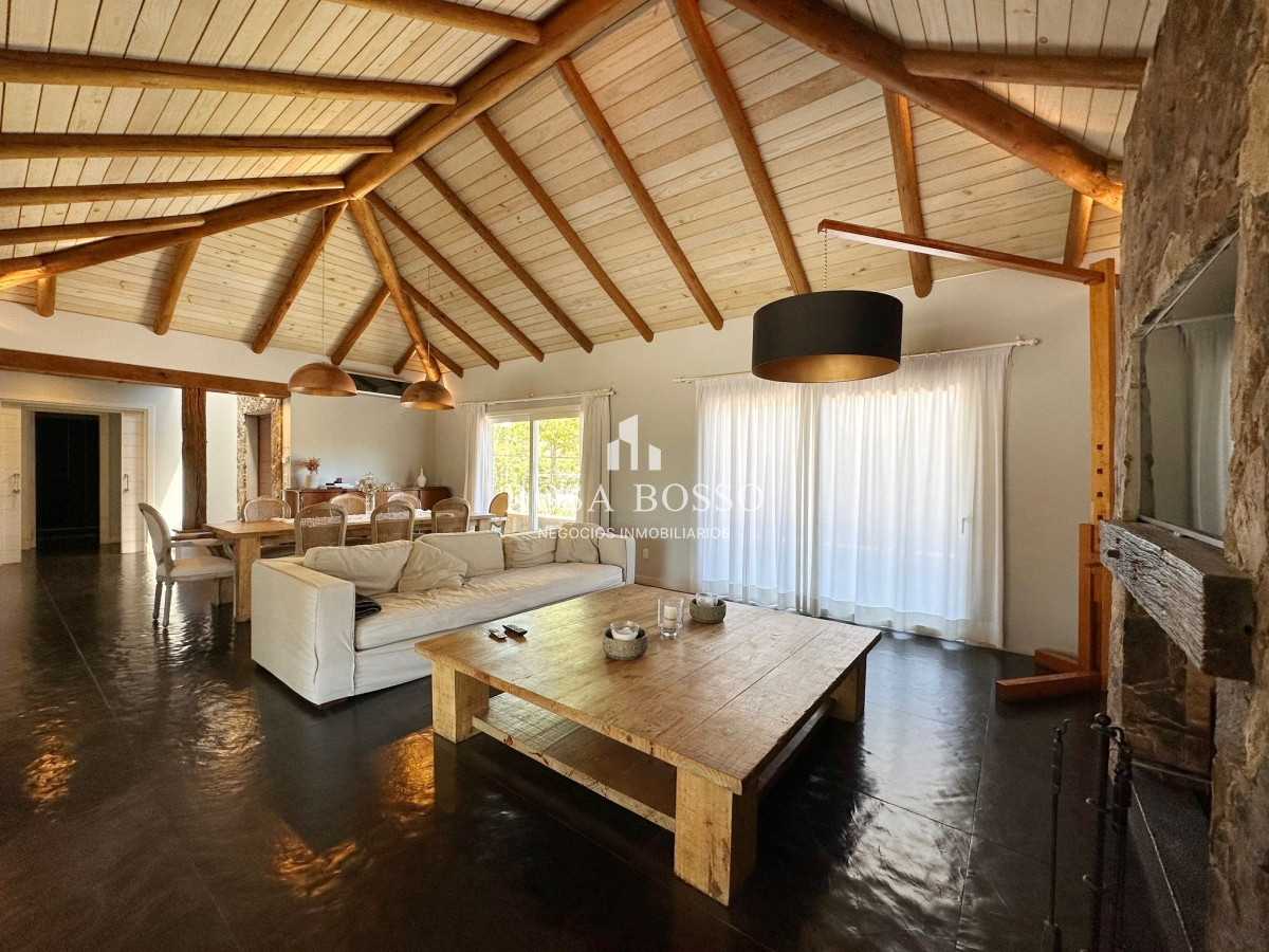 Apartamento ID.9142 - Casa en venta en zona Lugano Punta del Este 
