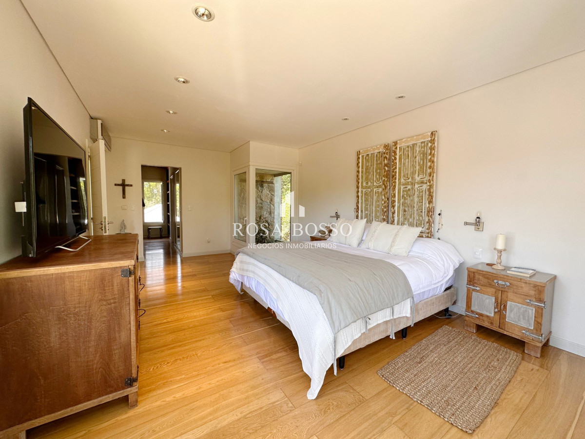 Apartamento ID.9142 - Casa en venta en zona Lugano Punta del Este 