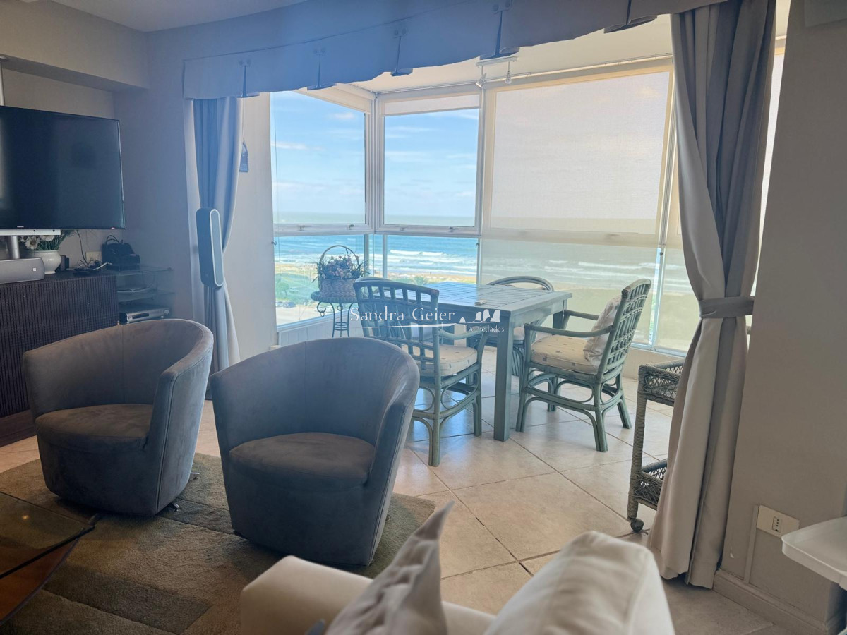 Apartamento ID.2866 - Apartamento de 3 dormitorios en venta en torre Nueva York, Punta del Este.