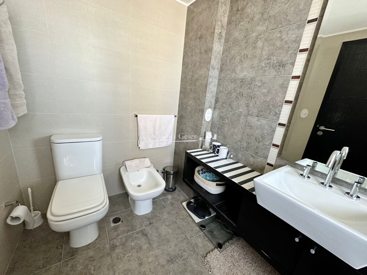 Apartamento ID.2029 -  Gala Tower, Mansa Gran vista al mar, venta,  Punta del Este