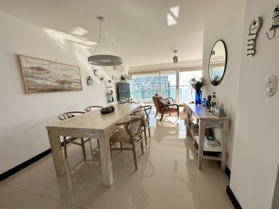 Apartamento ID.2029 -  Gala Tower, Mansa Gran vista al mar, venta,  Punta del Este