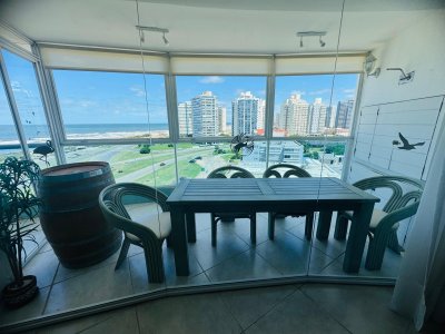 Apartamento ID.2866 - Apartamento de 3 dormitorios en venta en torre Nueva York, Punta del Este.