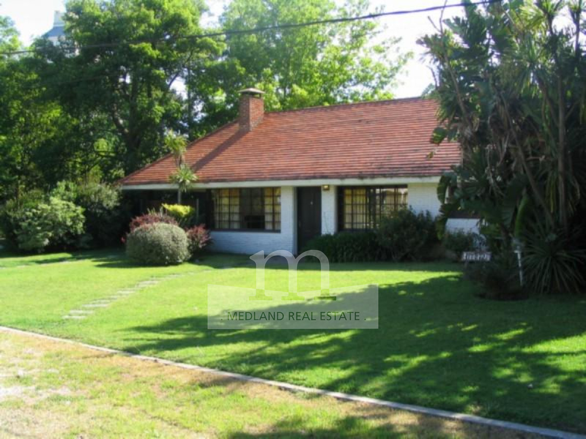 Casa ID.442 - Casa en venta de 3 dormitorios, Punta del Este.