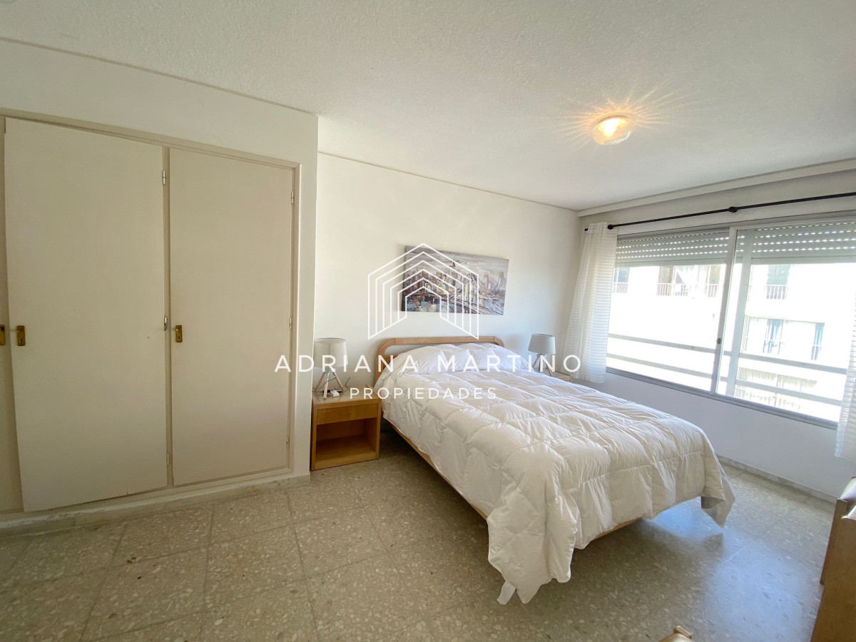 Apartamento ID.70105 - VENTA APARTAMENTO DE 3 DORMITORIOS EN TORRE DE CATEGORÍA