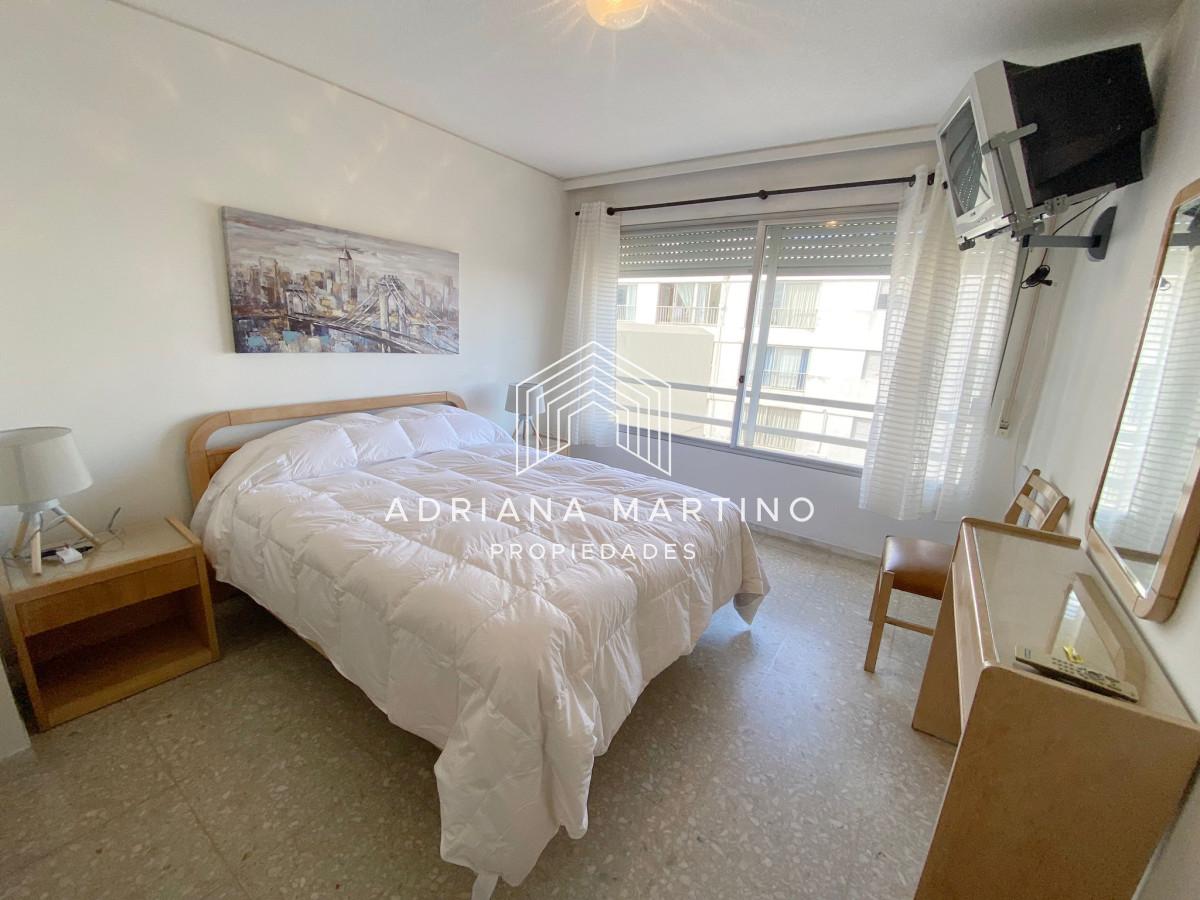 Apartamento ID.70105 - VENTA APARTAMENTO DE 3 DORMITORIOS EN TORRE DE CATEGORÍA