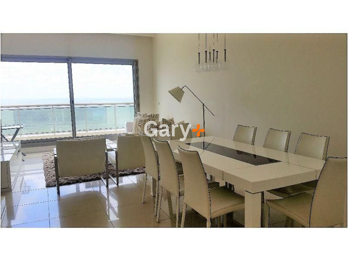 PENT-HOUSE EN TORRE IMPERIALE, PUNTA DEL ESTE
