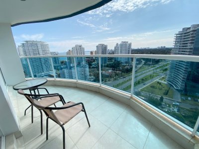 DEPARTAMENTO EN PISO ALTO EN CASINO TOWER