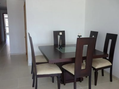 Alquiler temporario de Apartamento 2 DORMITORIOS  en Playa Mansa  