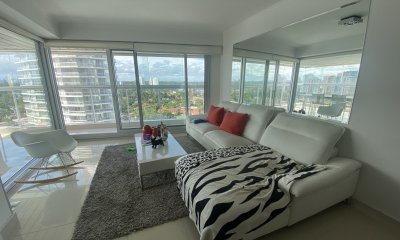 DEPARTAMENTO DE 2 DORMITORIOS EN MIAMI BOULEVARD, PUNTA DEL ESTE