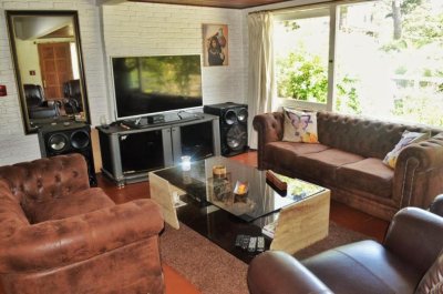 MUY LINDA CASA CON PISCINA EN SAN RAFAEL