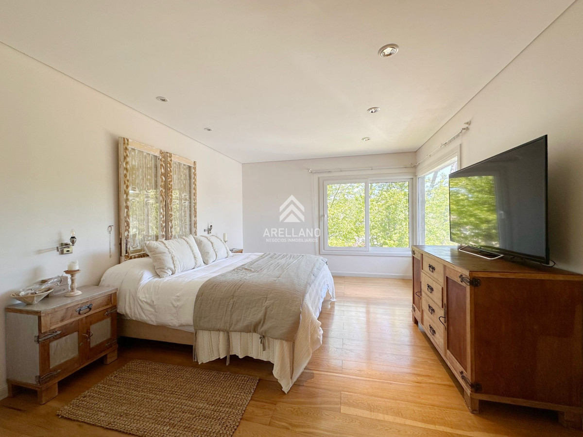 Casa ID.3332 - Casa en venta en zona Lugano