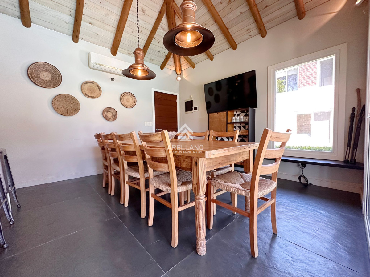 Casa ID.3332 - Casa en venta en zona Lugano
