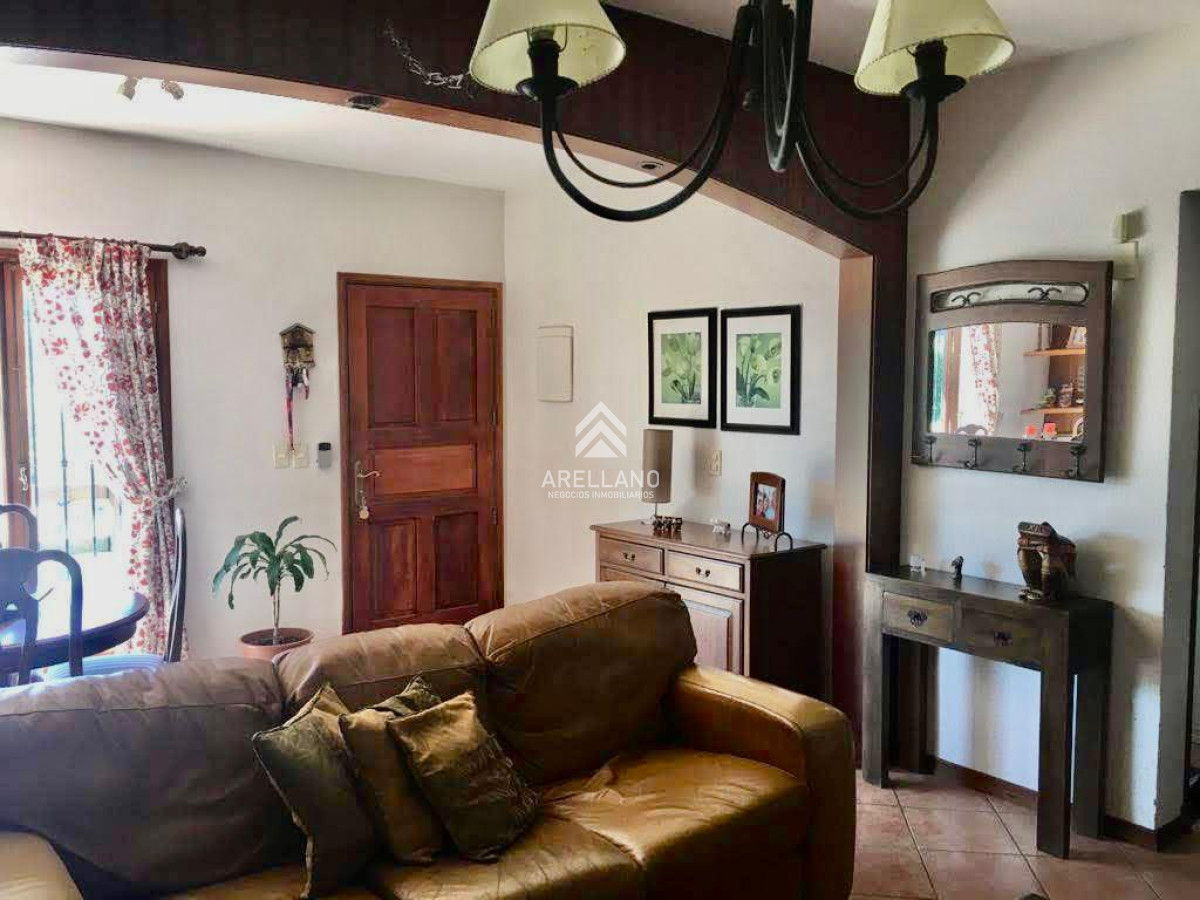 Casa ID.1292 - Venta casa 5 dormitorios 