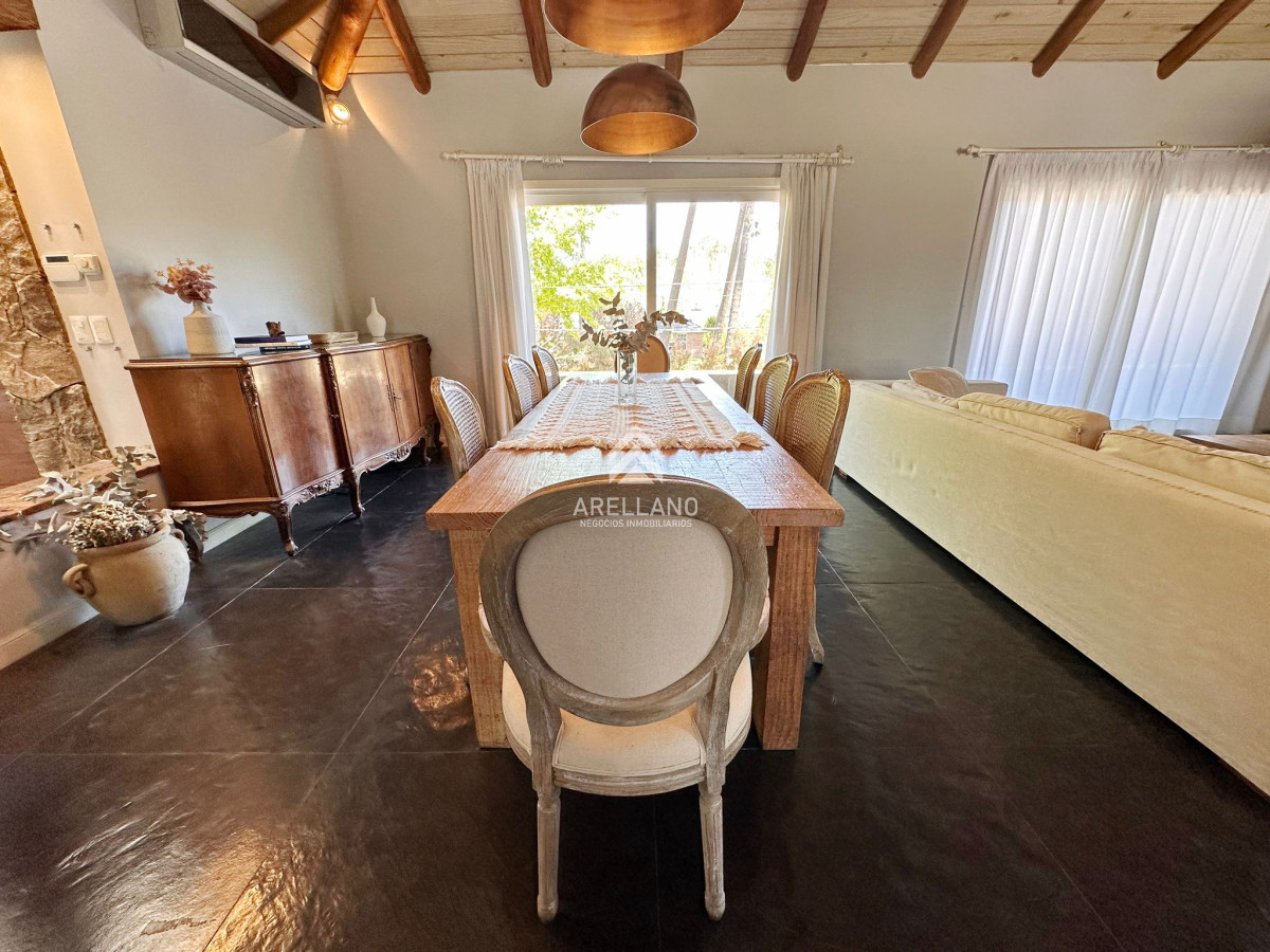 Casa ID.3332 - Casa en venta en zona Lugano