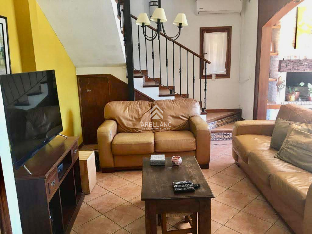 Casa ID.1292 - Venta casa 5 dormitorios 