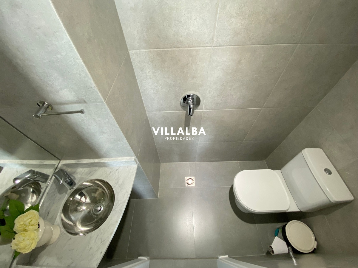 Apartamento ID.4303 - Apartamento en venta de 3 dormitorios en Miami Boulevard, Punta del Este.