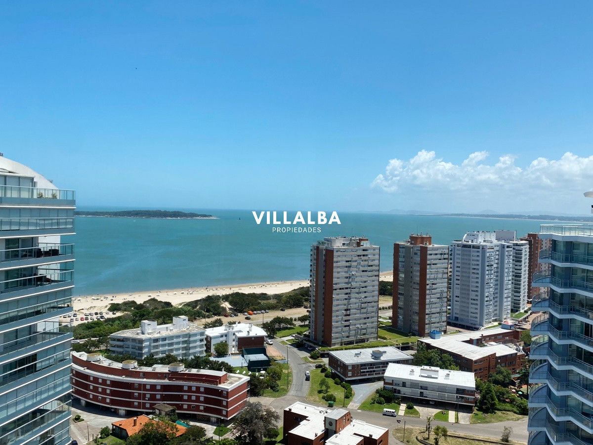 Apartamento ID.4303 - Apartamento en venta de 3 dormitorios en Miami Boulevard, Punta del Este.