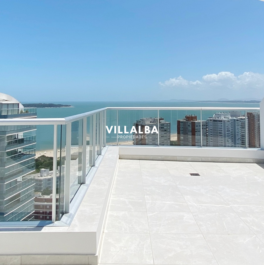 Apartamento ID.4303 - Apartamento en venta de 3 dormitorios en Miami Boulevard, Punta del Este.