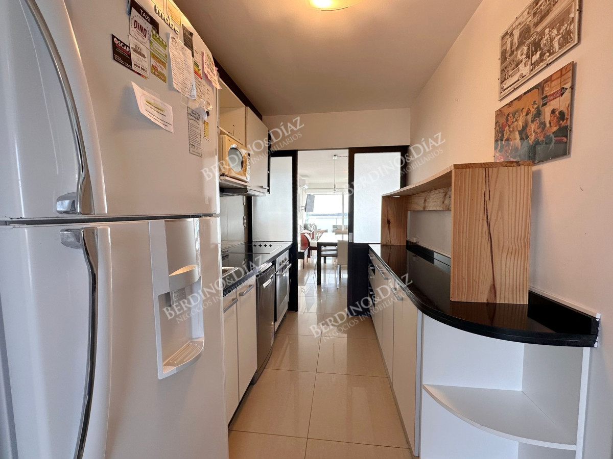 Apartamento ID.2860 - Departamento en Venta de 2 Dormitorios en Gala Tower , Punta del Este