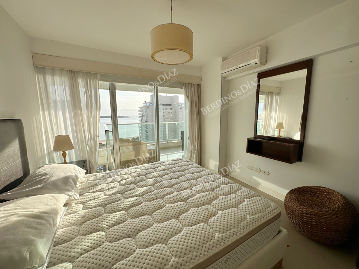 Apartamento ID.2860 - Departamento en Venta de 2 Dormitorios en Gala Tower , Punta del Este