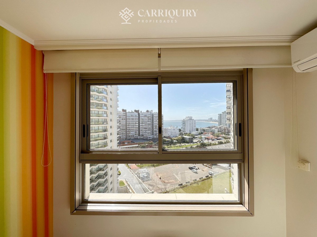 Apartamento ID.8399 - Apartamento en venta de 3 dormitorios en torre Imperiale, Punta del Este.