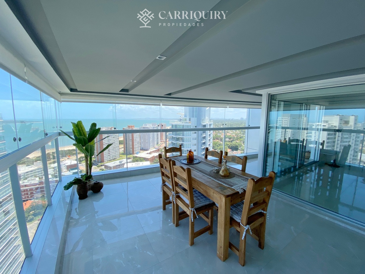 Apartamento ID.9448 - Apartamento en venta de 3 dormitorios en Miami Boulevard, Punta del Este.