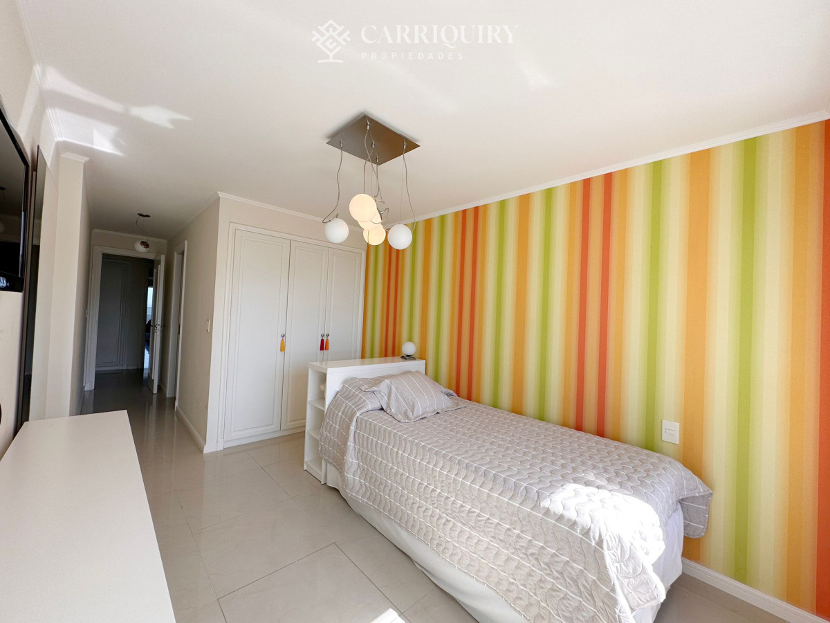 Apartamento ID.8399 - Apartamento en venta de 3 dormitorios en torre Imperiale, Punta del Este.