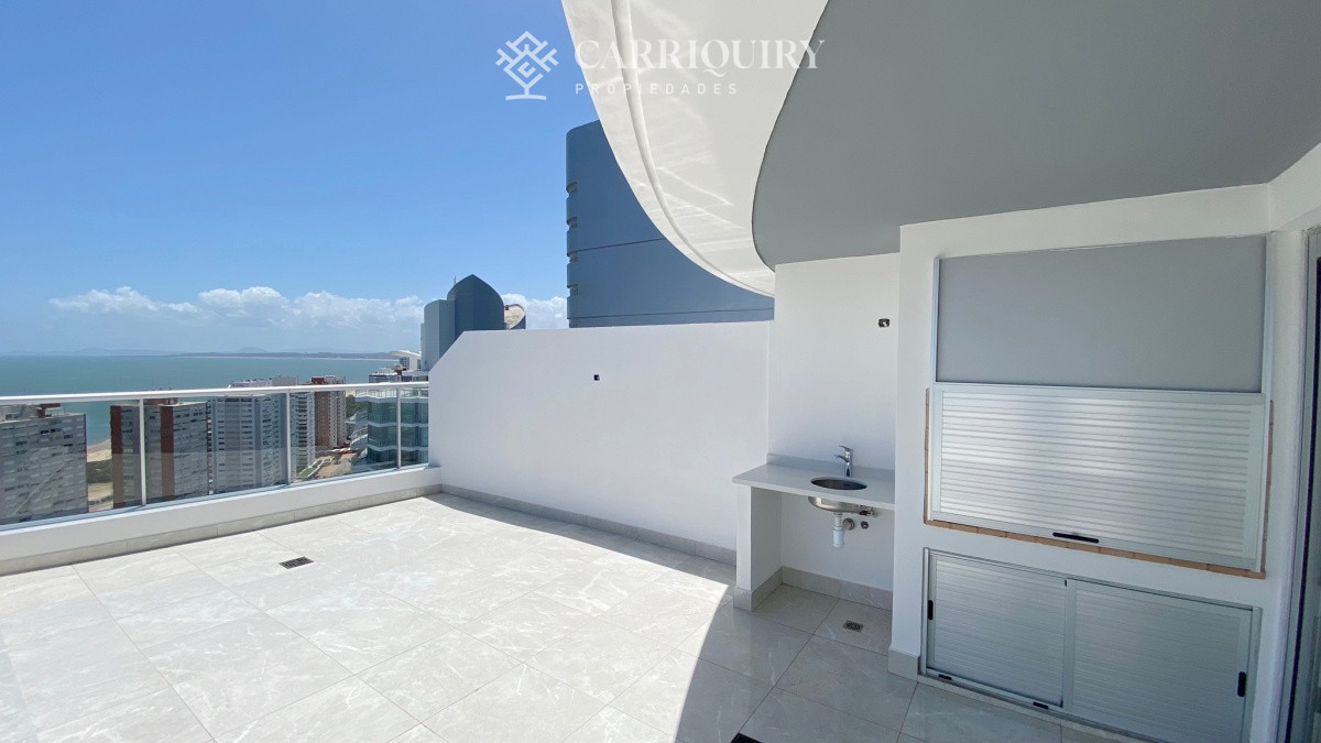 Apartamento ID.9448 - Apartamento en venta de 3 dormitorios en Miami Boulevard, Punta del Este.