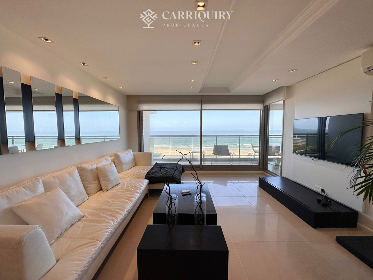 Apartamento ID.8399 - Apartamento en venta de 3 dormitorios en torre Imperiale, Punta del Este.