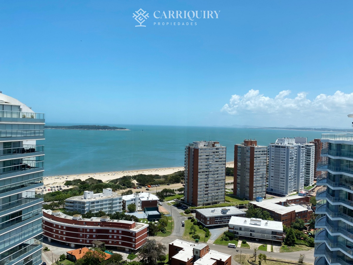 Apartamento ID.9448 - Apartamento en venta de 3 dormitorios en Miami Boulevard, Punta del Este.