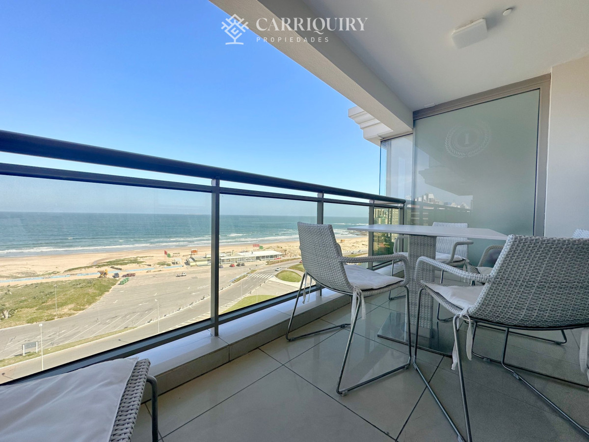Apartamento ID.8399 - Apartamento en venta de 3 dormitorios en torre Imperiale, Punta del Este.