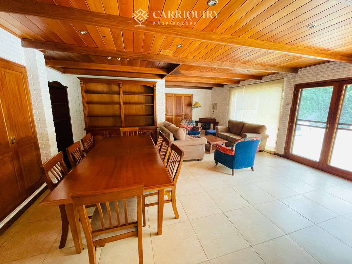 Casa ID.5715/Alquiler-de-casa-en-manantiales-de-3-dormitorios-y-2-baños.-Piscina-y-parrillero - CASA DE 4 DORMITORIOS EN ALQUILER TEMPORARIO
