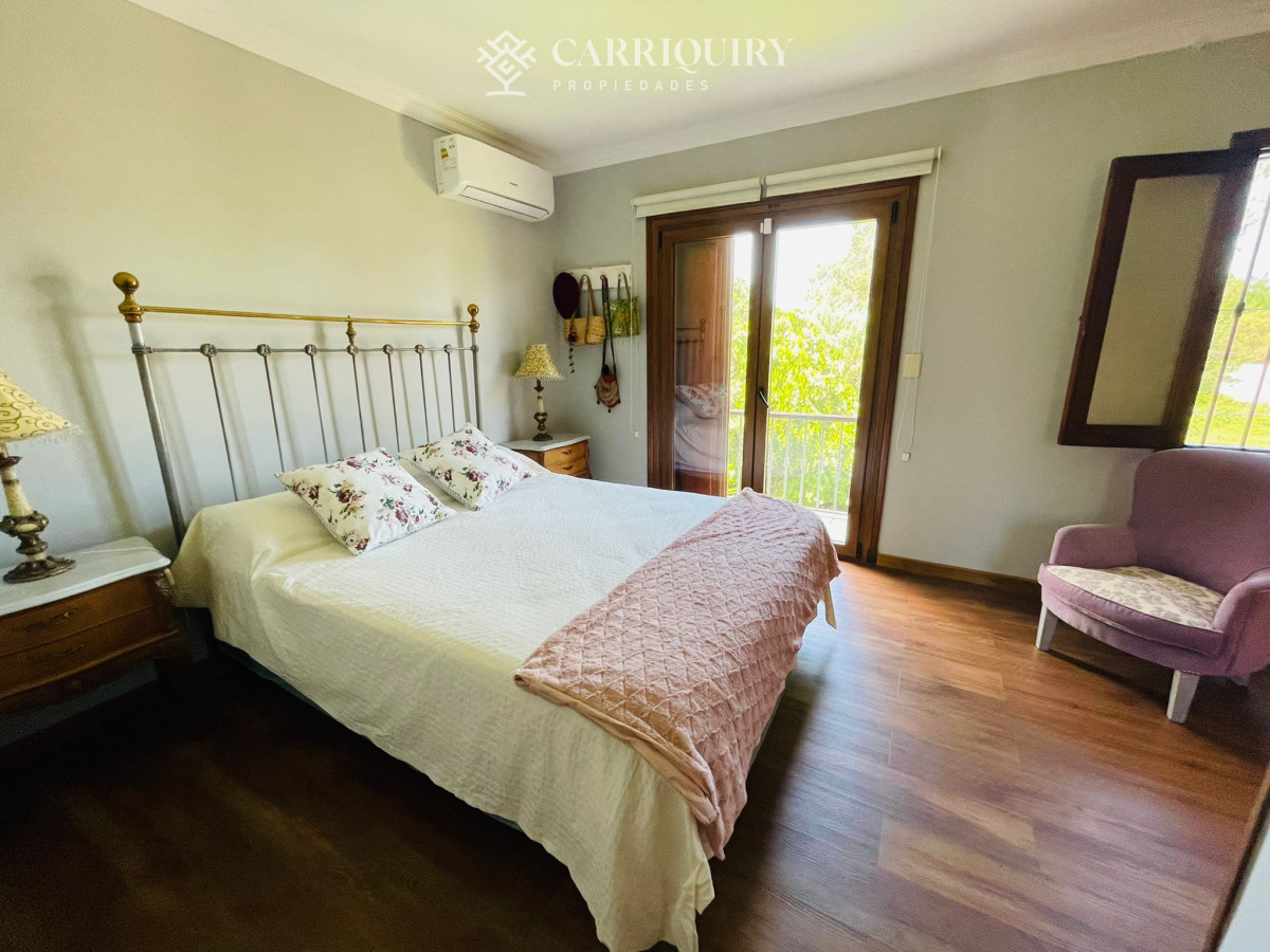 Casa ID.5715/Alquiler-de-casa-en-manantiales-de-3-dormitorios-y-2-baños.-Piscina-y-parrillero - CASA DE 4 DORMITORIOS EN ALQUILER TEMPORARIO