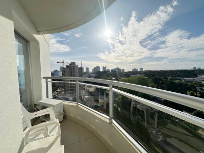 Oportunidad Apartamento en venta de 2 dormitorios en Ocean Drive, Punta del Este.