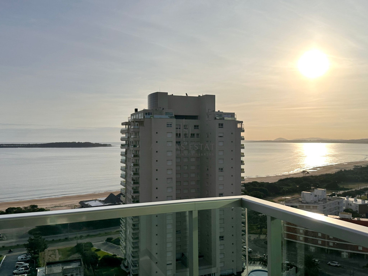 Apartamento ID.3185 - Departamento en Venta de 2 Dormitorios en Gala Tower , Punta del Este
