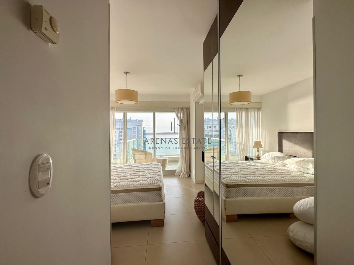 Apartamento ID.3185 - Departamento en Venta de 2 Dormitorios en Gala Tower , Punta del Este