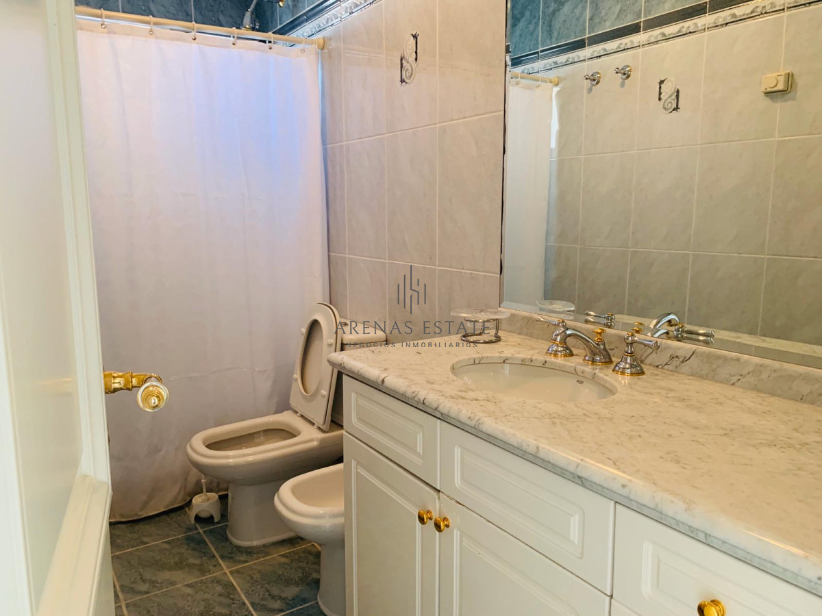 Apartamento ID.2136 - DEPARTAMENTO 3 DORMITORIOS EN CORAL TOWER, MANSA, PUNTA DEL ESTE