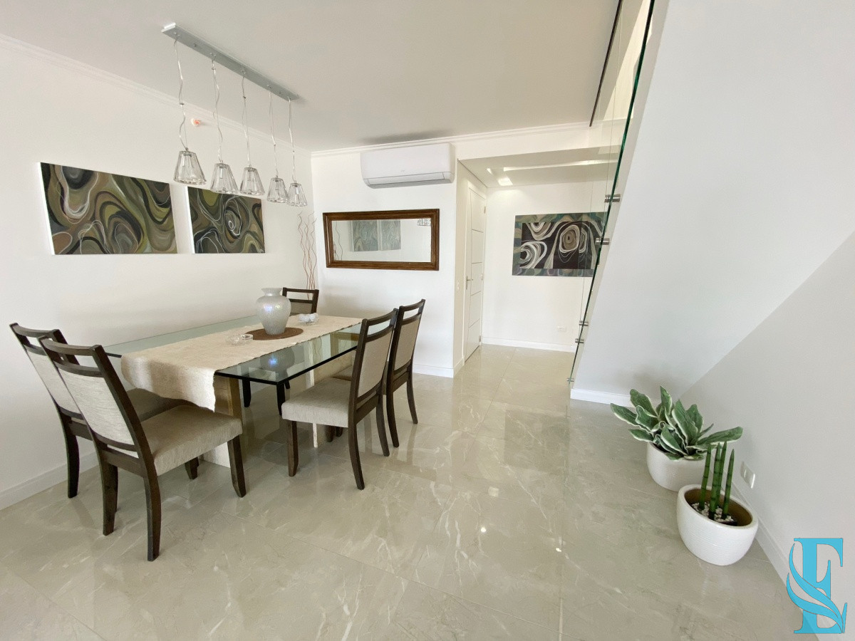 Apartamento ID.121 - Hermoso Penthouse en Playa Mansa