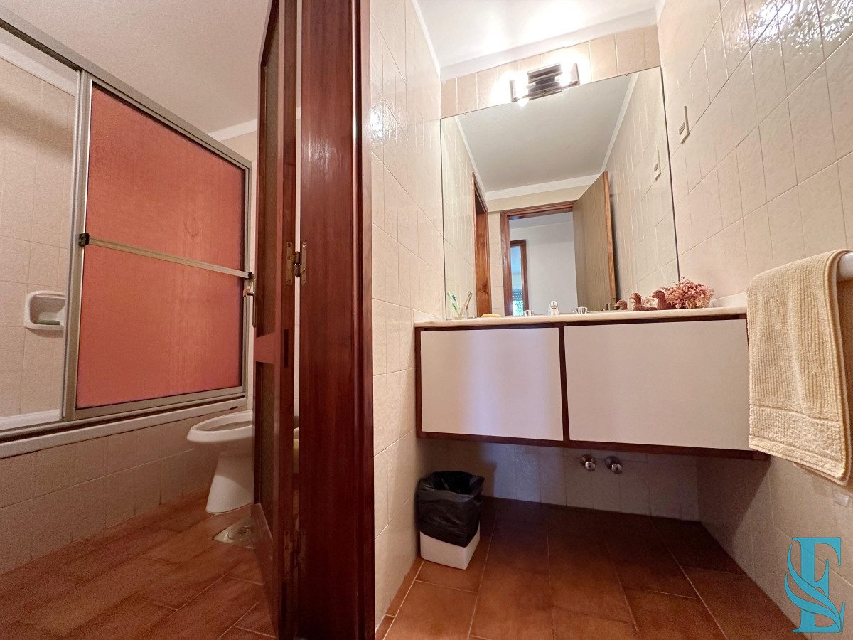Apartamento ID.358 - Departamento de 3 dormitorios mas dependencia de servicio en edificio Bora Bora, Roosevelt Punta del Este