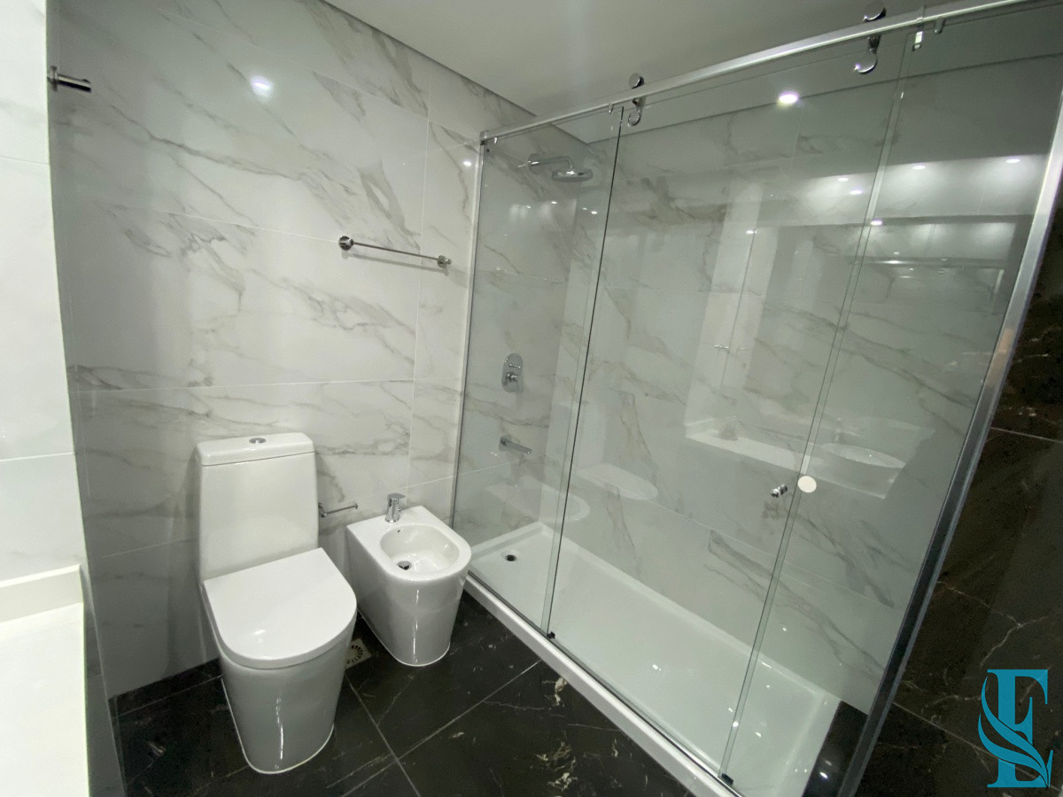 Apartamento ID.121 - Hermoso Penthouse en Playa Mansa