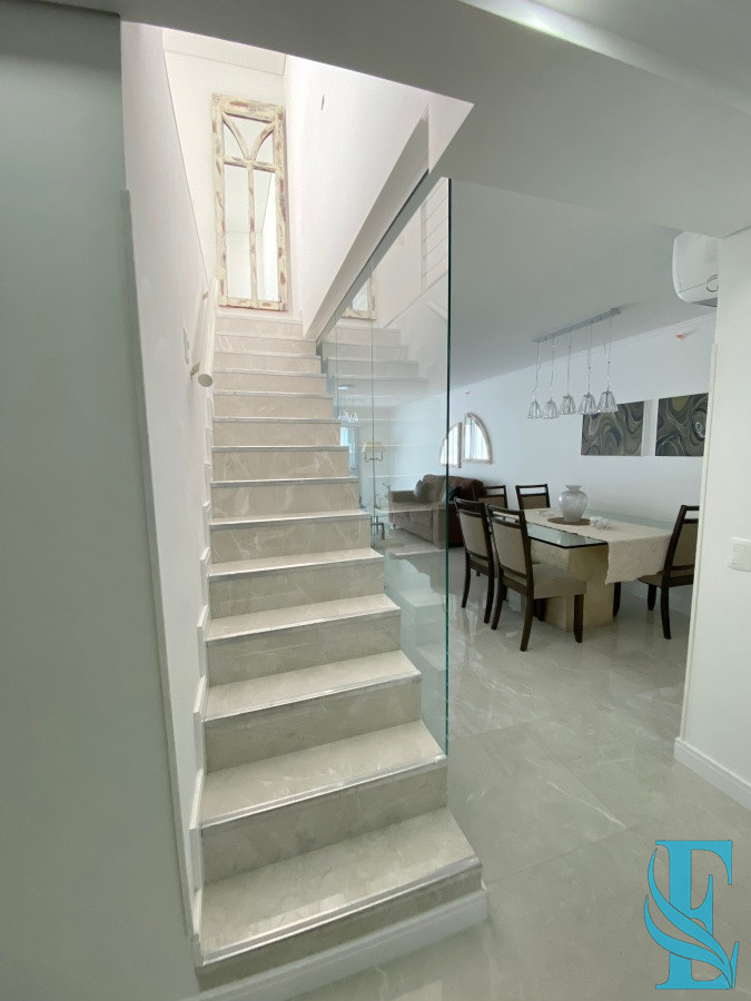 Apartamento ID.121 - Hermoso Penthouse en Playa Mansa