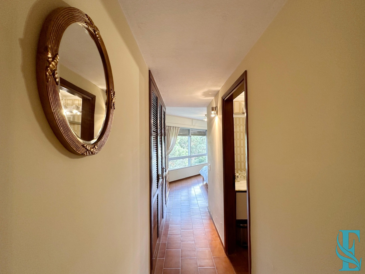 Apartamento ID.358 - Departamento de 3 dormitorios mas dependencia de servicio en edificio Bora Bora, Roosevelt Punta del Este