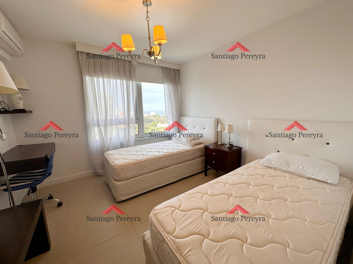 Apartamento ID.15863 - Apartamento en venta de 2 dormitorios en Gala Tower, Punta del Este.