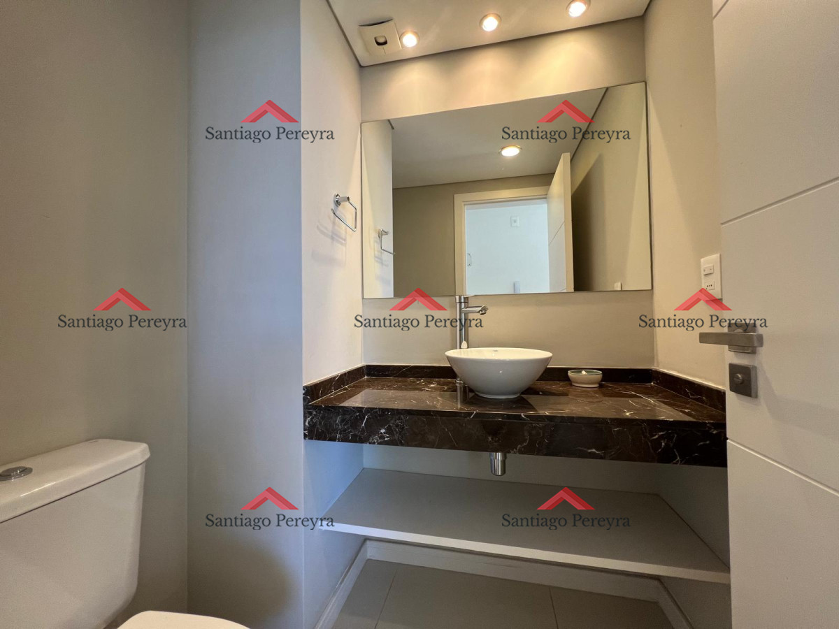 Apartamento ID.13982 - EDIFICIO CRUCEROS PRIMERA LINEA 2 DORMITORIOS EN SUITE