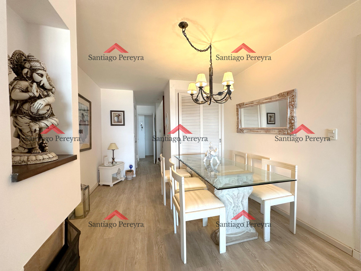 Apartamento ID.15734 - Penthouse en Venta de 3 dormitorios en Playa Mansa, Punta del Este