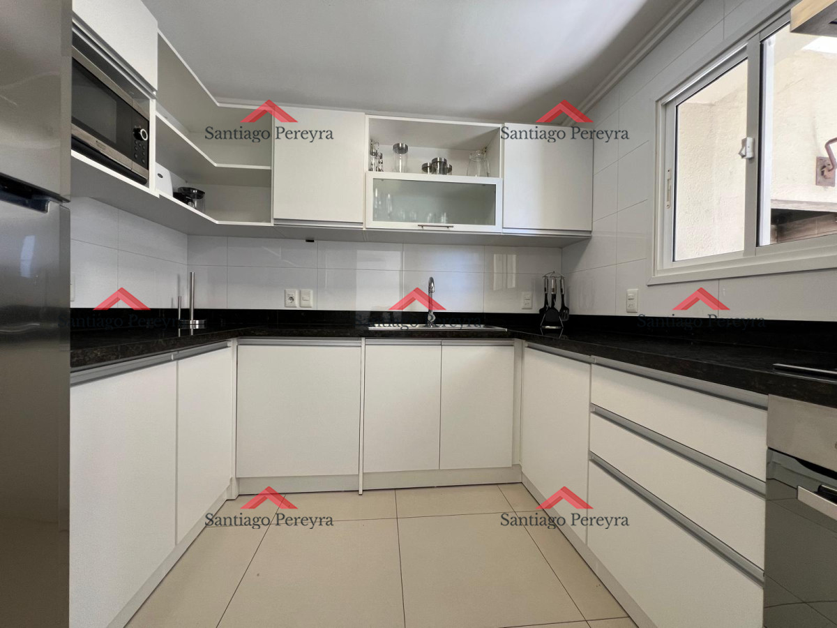 Apartamento ID.13982 - EDIFICIO CRUCEROS PRIMERA LINEA 2 DORMITORIOS EN SUITE